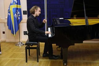 Међународно такмичење младих пијаниста у Ужицу