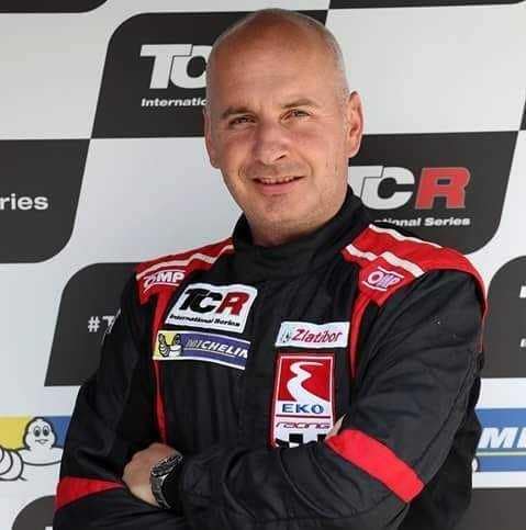 Милован Веснић