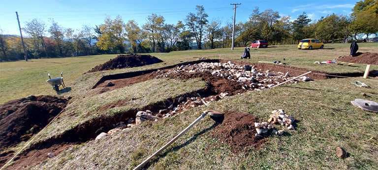 Археолошка ископавања у Сеништима