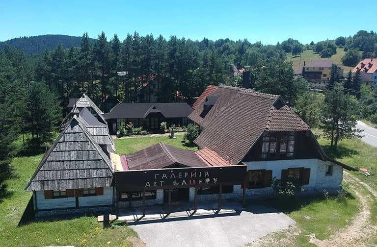 Фестивал „Залет“ у Галерији „Ковачевић“ на Боровој Глави на Златибору