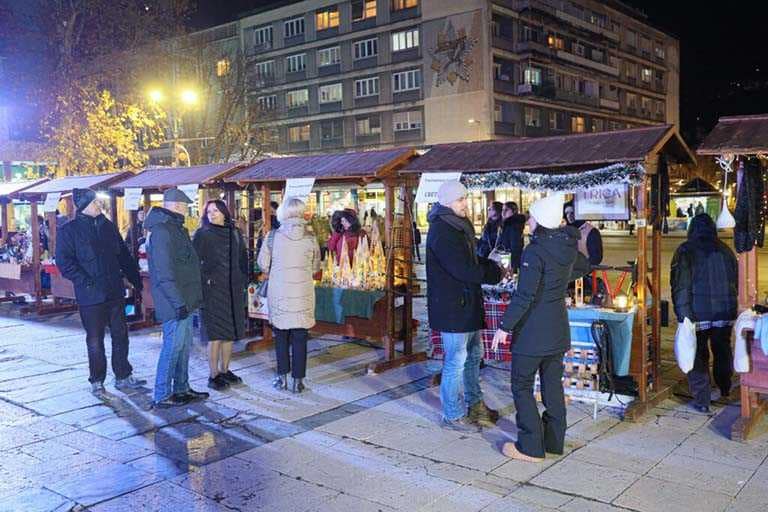 Жестивал - новогодишњи ужички базар